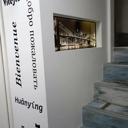 Tobacna Blue Apartment *
